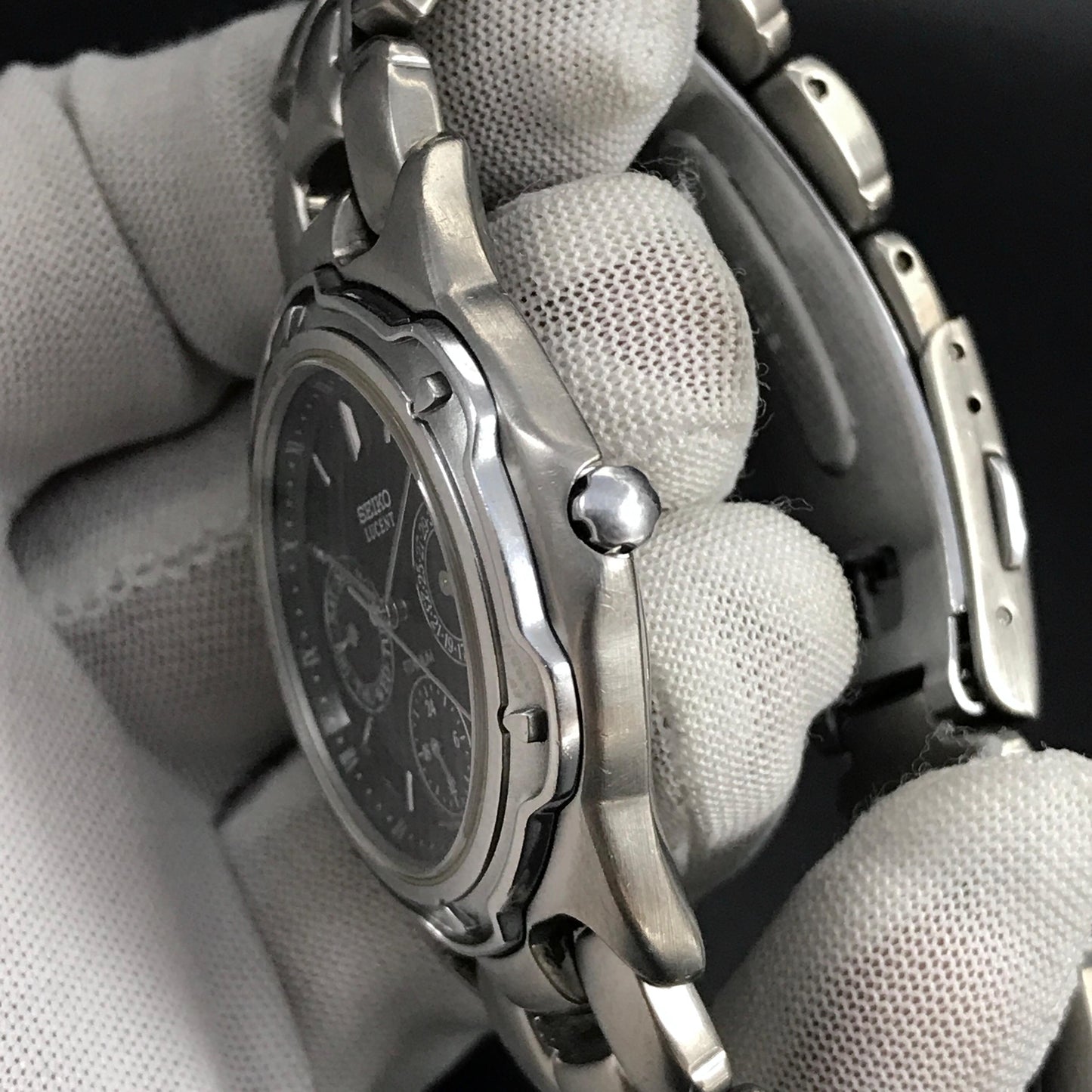 Vintage Seiko Lucent Titanium Triple Calendar Japan Men's Quartz Watch 5Y89-1000