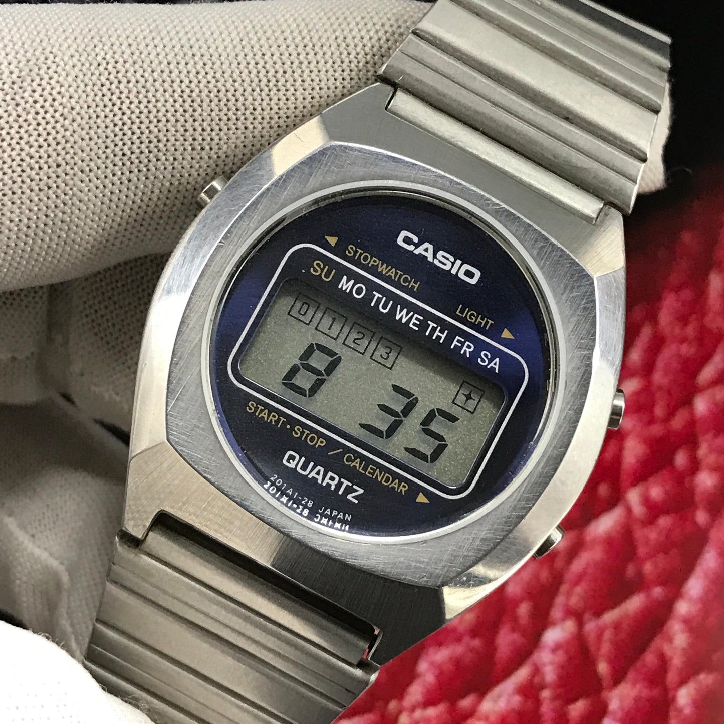 Vintage Casio 31QR-17 Digital LCD Chronograph "1980s" Japan Made Men's Watch