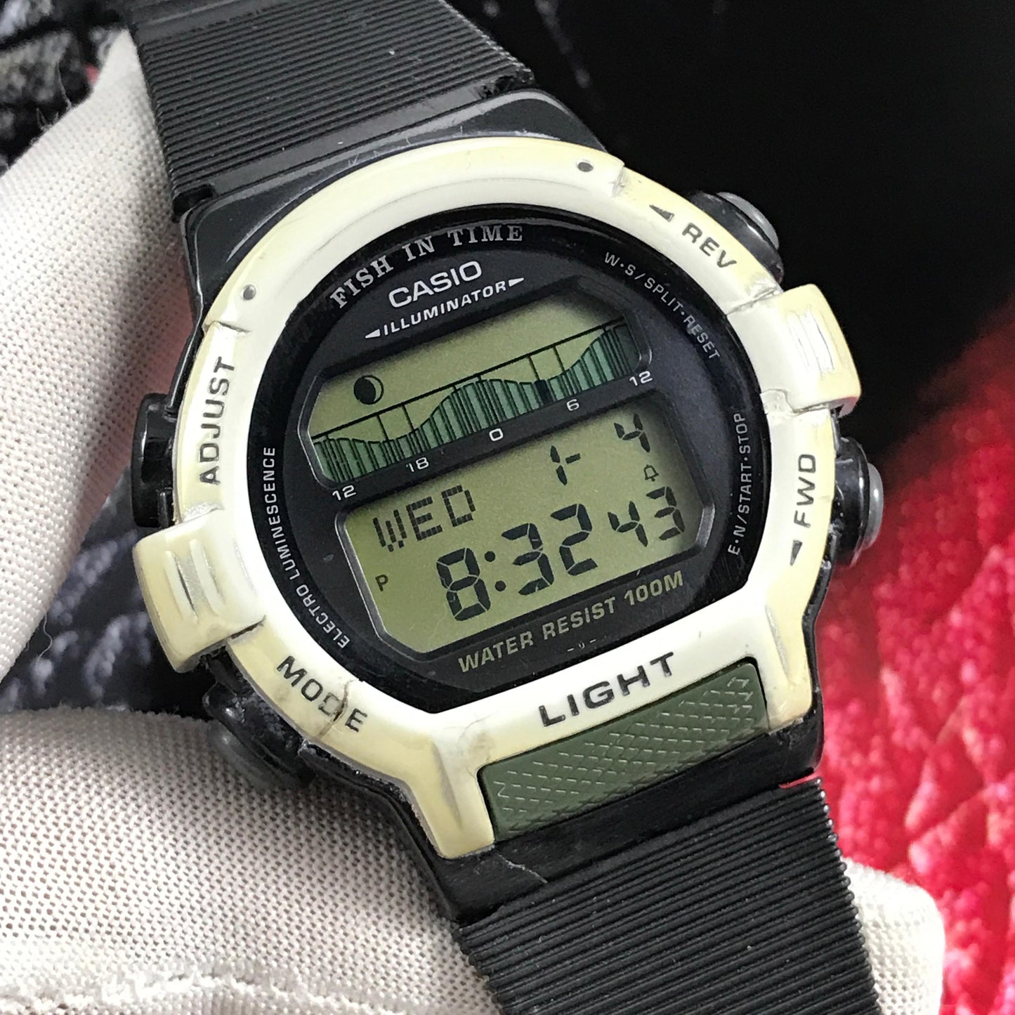 Vintage Casio FT-200 Digital Forester "Fish In Time" 1990s Men's Watch Mod. 1879